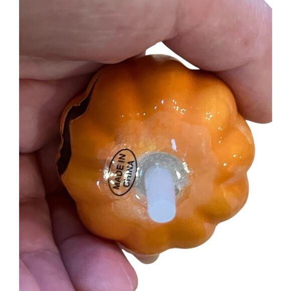 2 Nora Fleming Minis Halloween Scaredy Cat A419 Jack-o-lantern Carved Cutie A216 - Picture 5 of 9